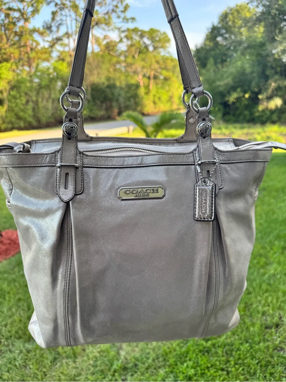 VINTAGE Coach Hampton Laguna metallic bag